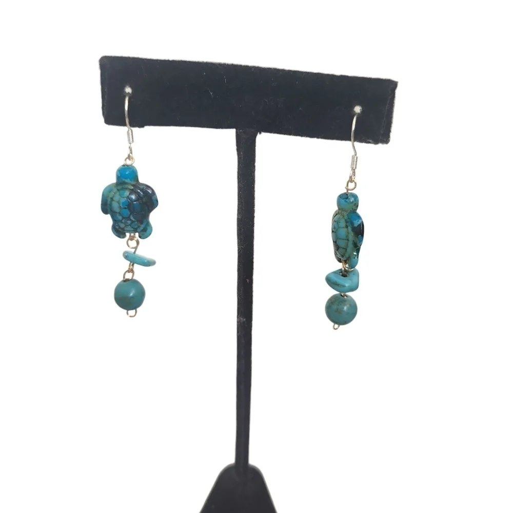 Turquoise Sea Turtle Dangle Earrings Ocean-Inspired Handmade Gemstone Jewelry